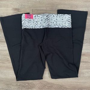 NWT 2012 VS Pink Bling Yoga Pants - S